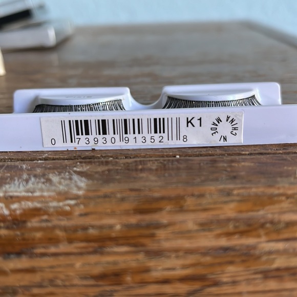 Bat Those Lashes™️ Ardell Halloween Lashes in Style Pixie. - Picture 5 of 5